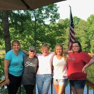 Meet your Posher, Lisa